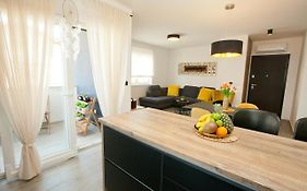 Luxury Apartment Eva